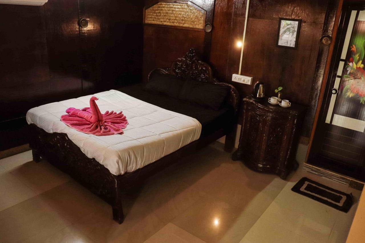 מלון ורקלה Kerala Bamboo House מראה חיצוני תמונה