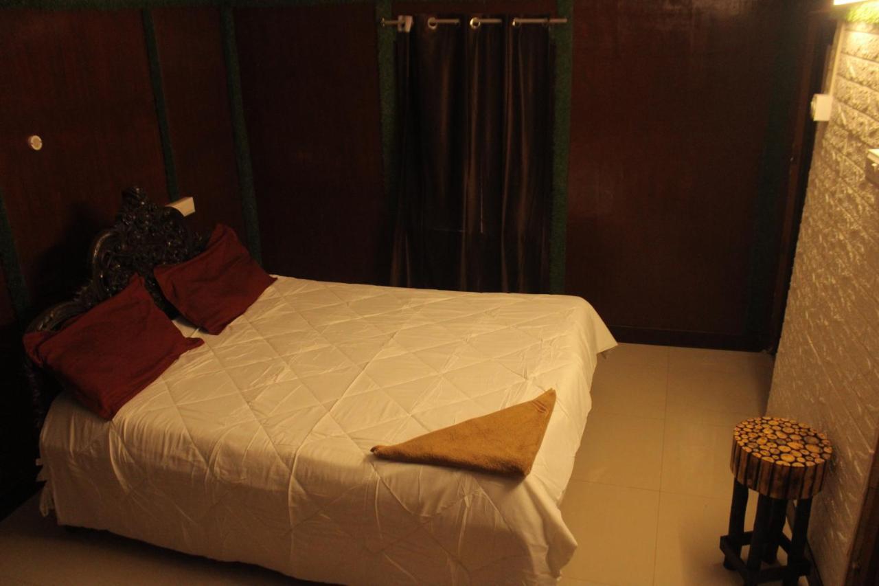 מלון ורקלה Kerala Bamboo House מראה חיצוני תמונה