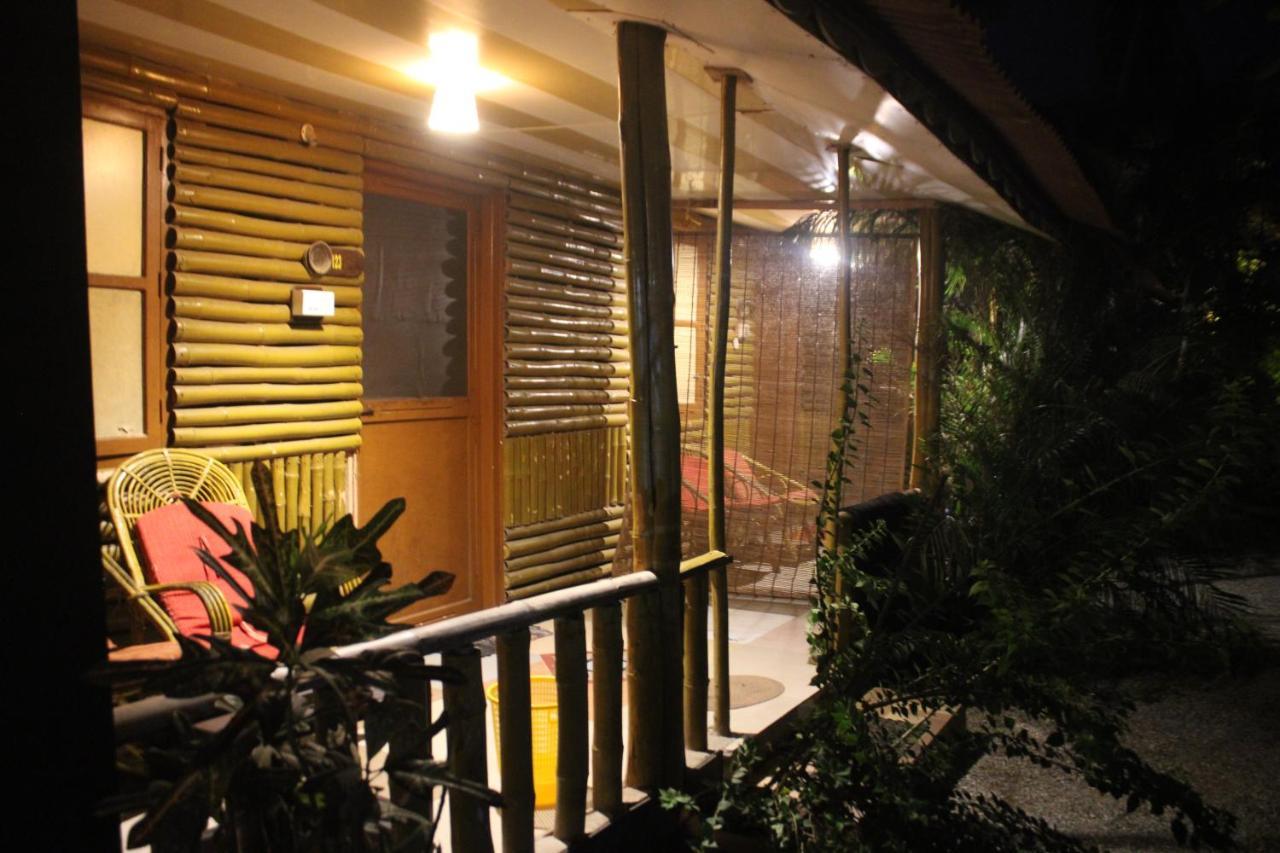 מלון ורקלה Kerala Bamboo House מראה חיצוני תמונה