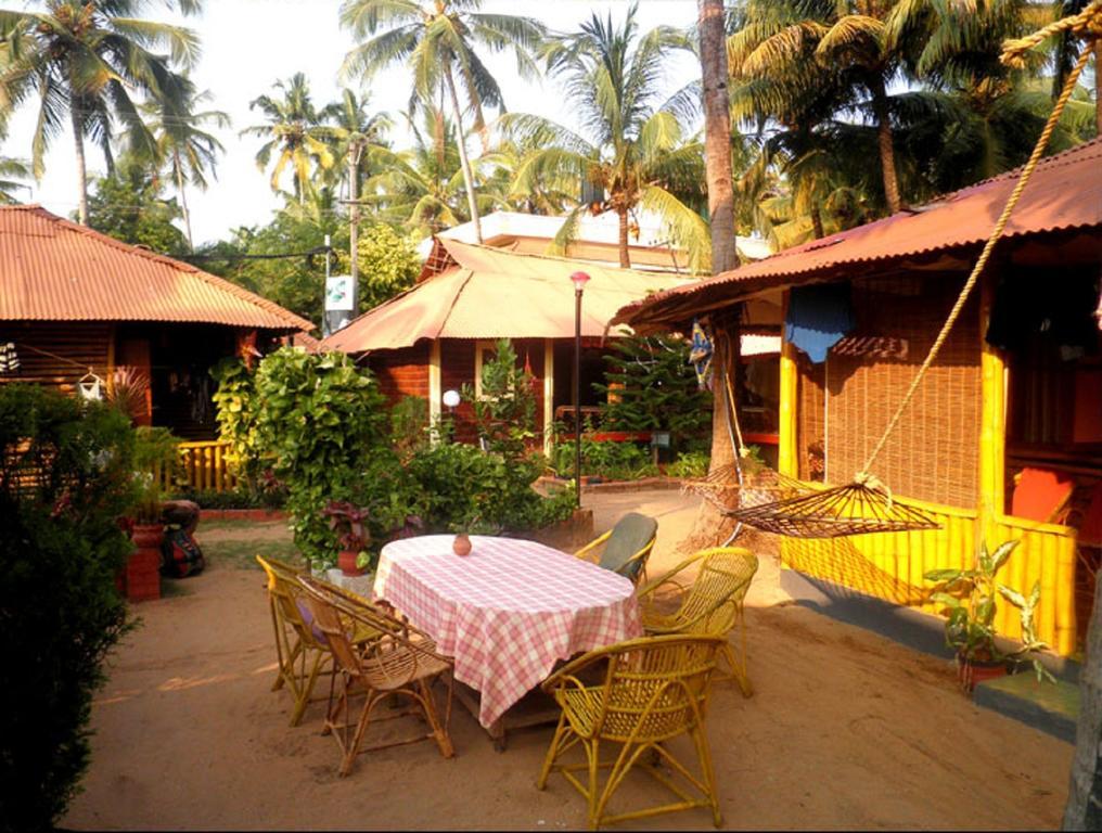 מלון ורקלה Kerala Bamboo House מראה חיצוני תמונה