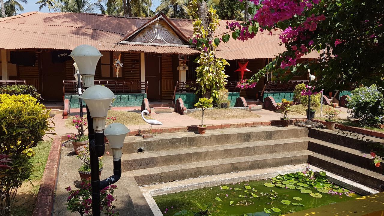 מלון ורקלה Kerala Bamboo House מראה חיצוני תמונה